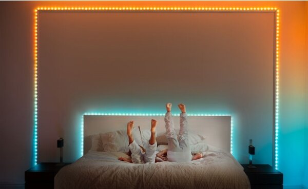 Bandă LED RGB de exterior dimabil 400xLED 20m IP44 WiFi Twinkly TWD400STP-BEU