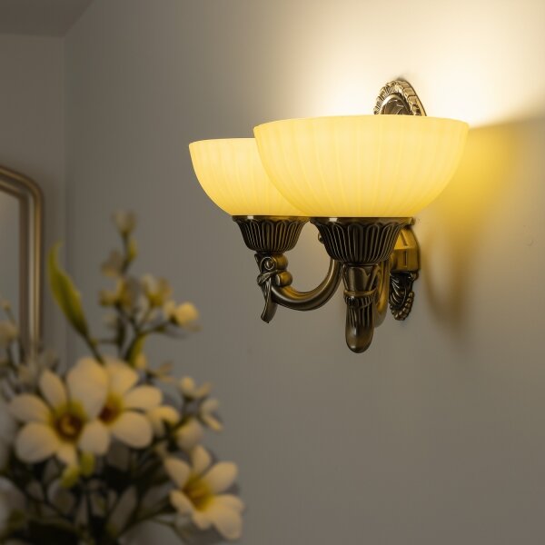 Lampă de perete Brilagi CLASSIC 2xE27/60W/230V alamă
