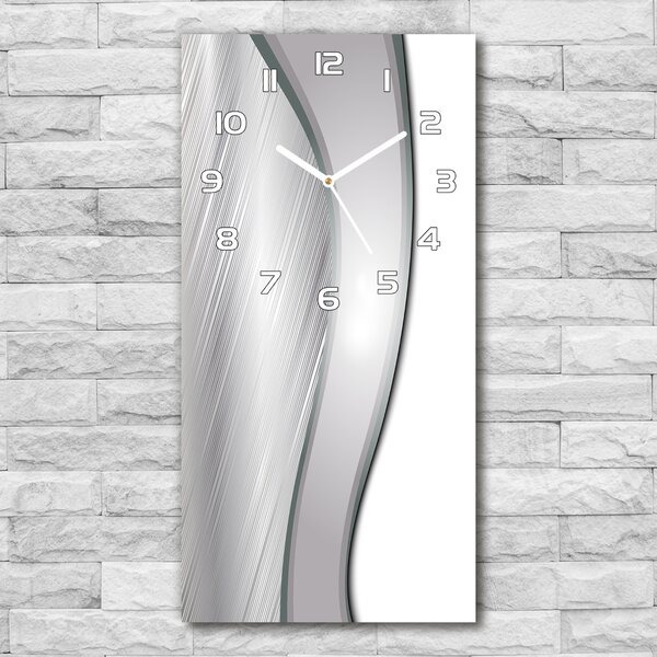 Ceas de sticlă pe perete vertical abstracție de metal