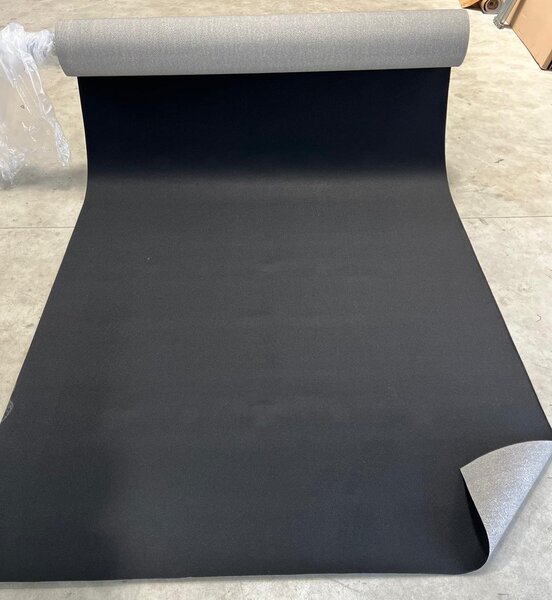 Mocheta Evenimente Expo, Negru, Latime 1 m si 2 m, 750 gr mp 2 metri, 4 metri