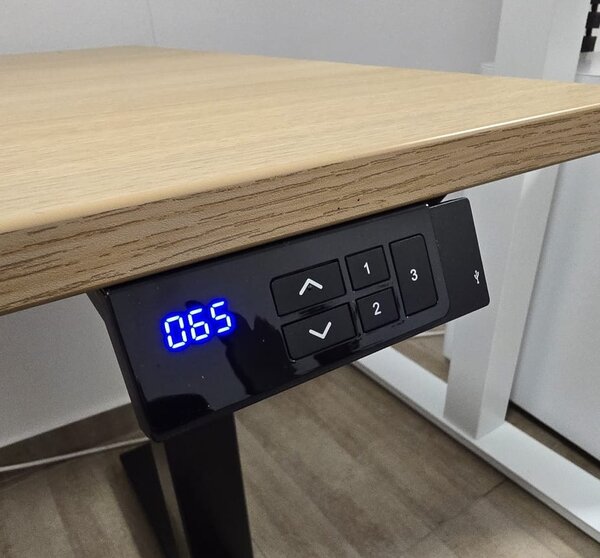 Birou reglabil pe inaltime TerrA9 Performance WHITE- 2 motoare marca Timotion + aplicatie bluetooth, CADRU ALB