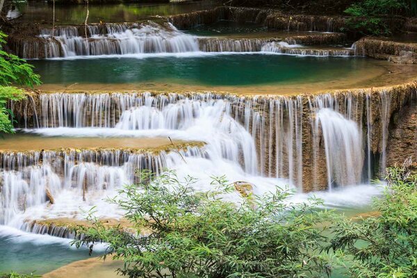 Fototapetă vlies thailandez cascadă 375 x 250 cm