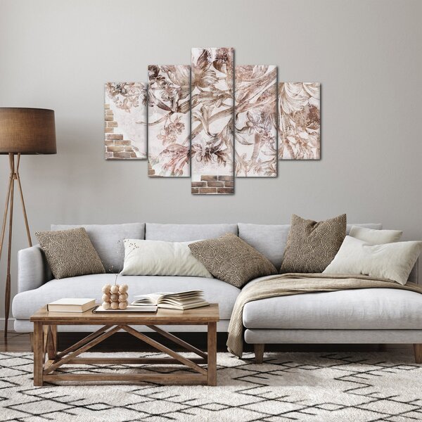 Tablou - Frescă florală pe un perete de cărămidă (150x105 cm)