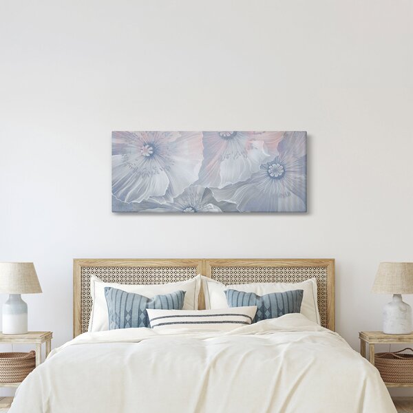Tablou - Flori albastre pe perete (120x50 cm)