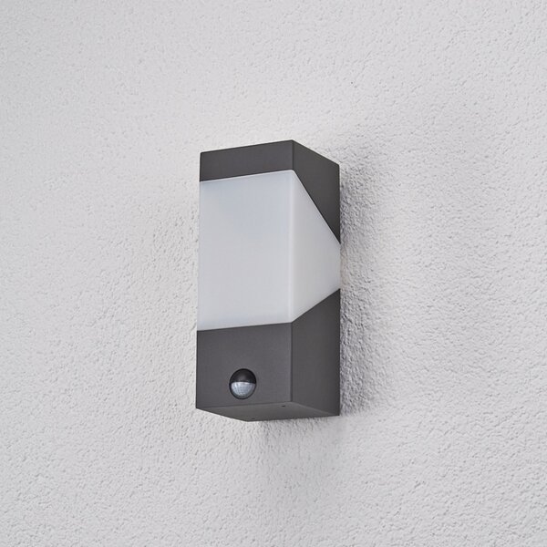 Lucande Aplică de exterior Kiran, senzor, gri, IP44, E27, reglabil, Negru, Aluminiu, Modern