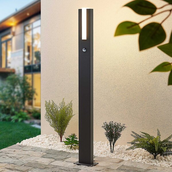 Lucande Virgalia bornă luminoasă LED, detector de mișcare, 100cm, IP54, Negru, Aluminiu, Modern