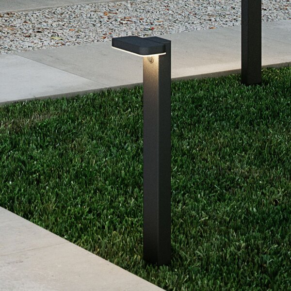 Nordlux Bornă luminoasă LED solară pentru iluminatul căilor Rica Square, unghiular, Negru, Metal, Modern, Spot de exterior / vârf de pământ