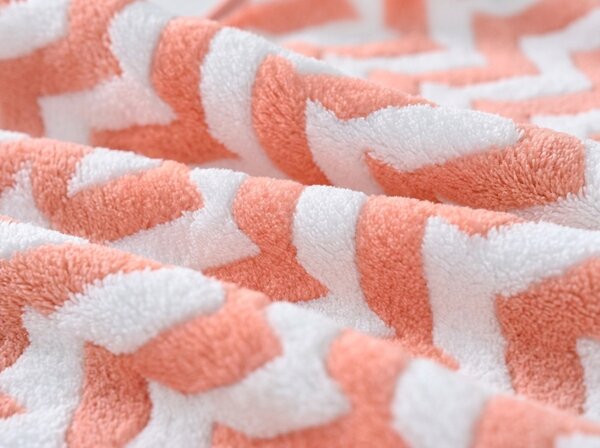 Prosop cu uscare rapida SWIFTURA 70x140 cm roz, 100% microfibra