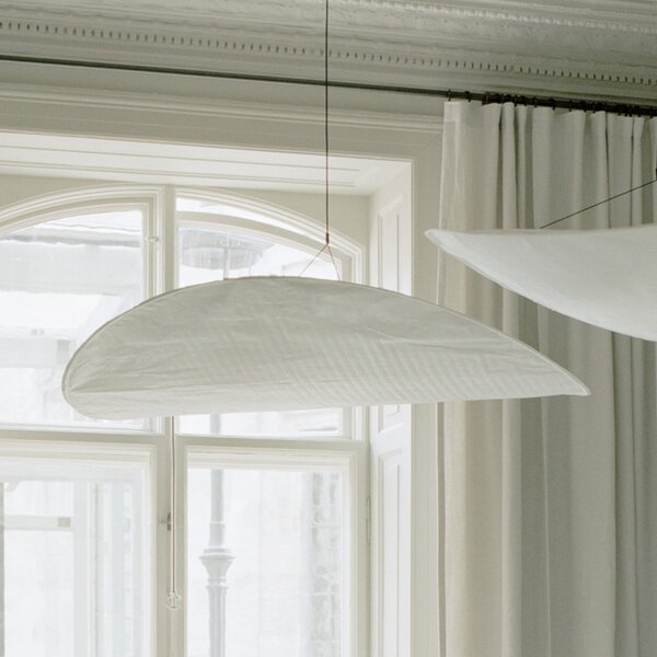 New Works Lampă suspendată LED Tense, Ø 90 cm, albă, reglabil, Alb, Bucătărie, Plastic, Design