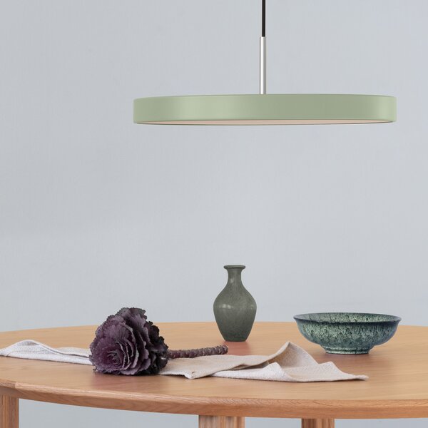 UMAGE lampă suspendată LED Asteria Medium verde deschis/alamă Ø 43 cm, reglabil, Verde, Camera de zi / sufragerie, Metal, Design