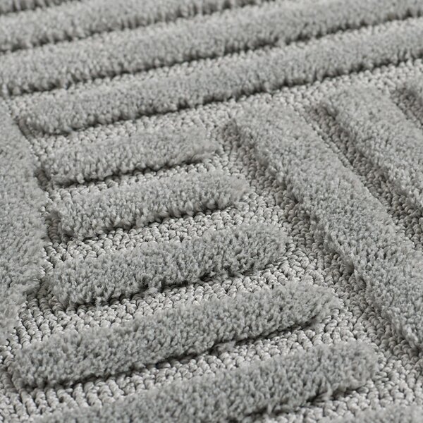 Covor tip Traversa VivaDeco Art V1, 60 x 110 cm, Silver, 100% Polipropilena, Fir 8 mm, 1900 g/mp, OEKO-TEX Standard 100