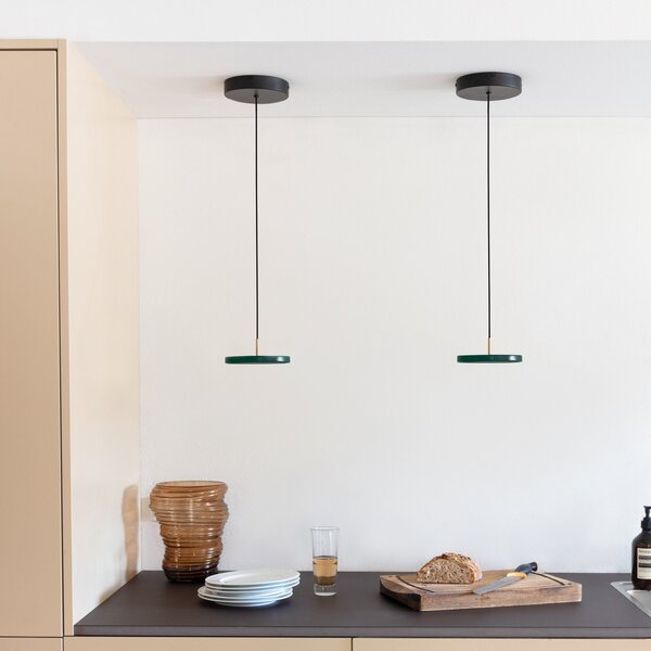UMAGE Asteria MicroV2 lampă susp. dim verde-pădure, reglabil, Verde, Camera de zi / sufragerie, Metal, Scandinavă