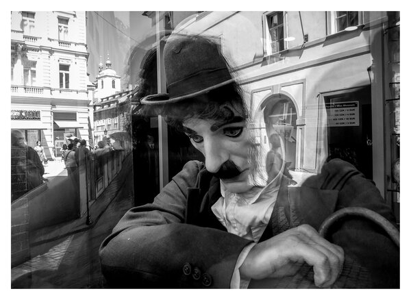 Tablou - Charles Chaplin la Praga (70x50 cm)