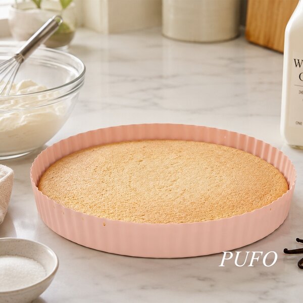 Tava metalica Pufo Cook pentru copt prajituri- ideala pentru torturi, tarte si deserturi perfecte, roz