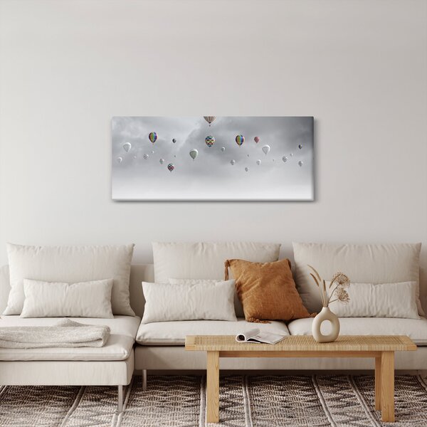 Tablou - Baloane pe perete de cărămidă (120x50 cm)