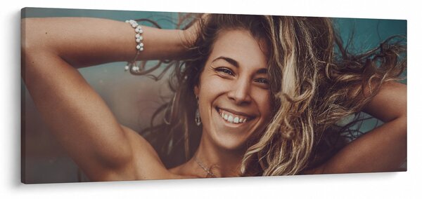 Tablou - Portretul unei femei tinere (120x50 cm)