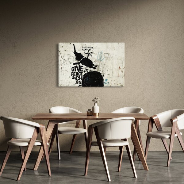 Tablou - Elefant deasupra solului (90x60 cm)