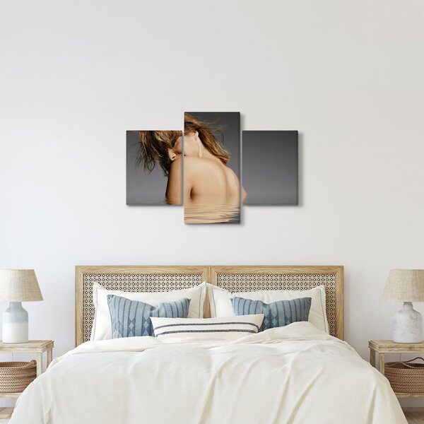 Tablou - Imaginea unei femei care face baie (90x60 cm)