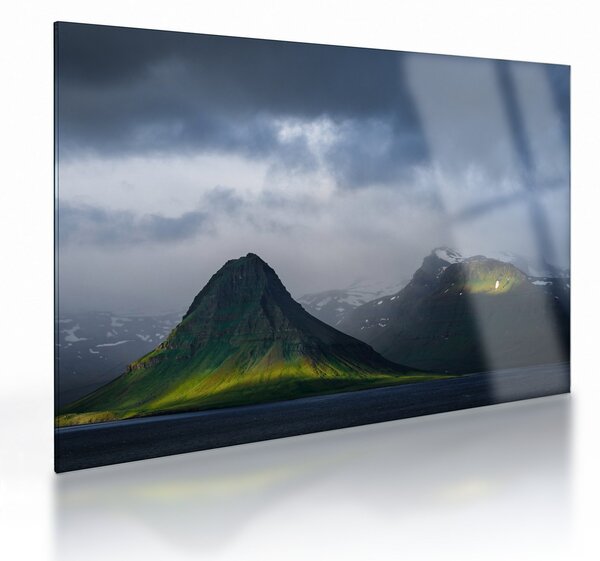 Tablou pe sticlă cu munți (70x50 cm)