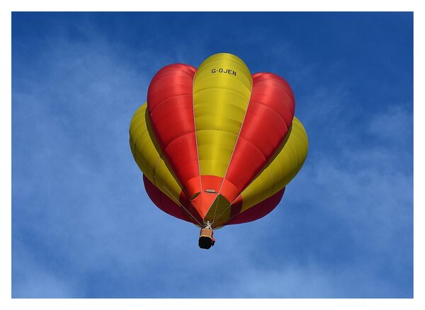 Tablou pe sticlă cu balon zburând (70x50 cm)