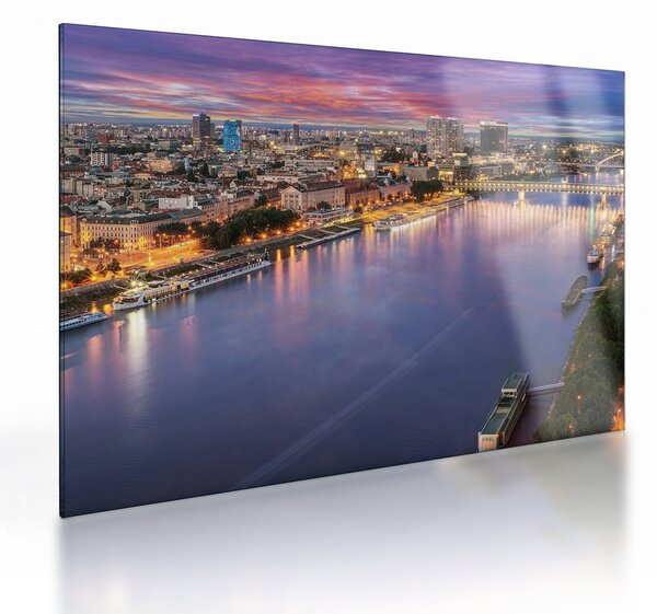 Tablou pe sticlă cu orașul Bratislava cu râu (70x50 cm)