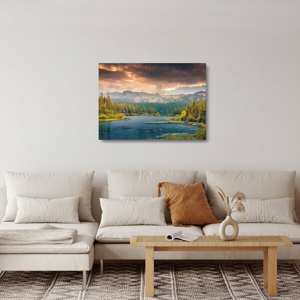 Tablou pe sticlă cu râu montan și munți (70x50 cm)