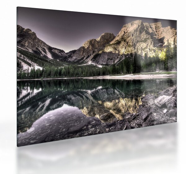 Tablou pe sticlă cu lac montan (70x50 cm)