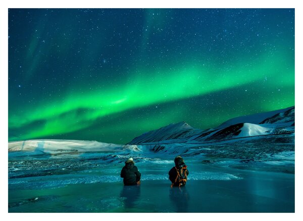 Tablou pe sticlă cu oameni la Aurora borealis (70x50 cm)