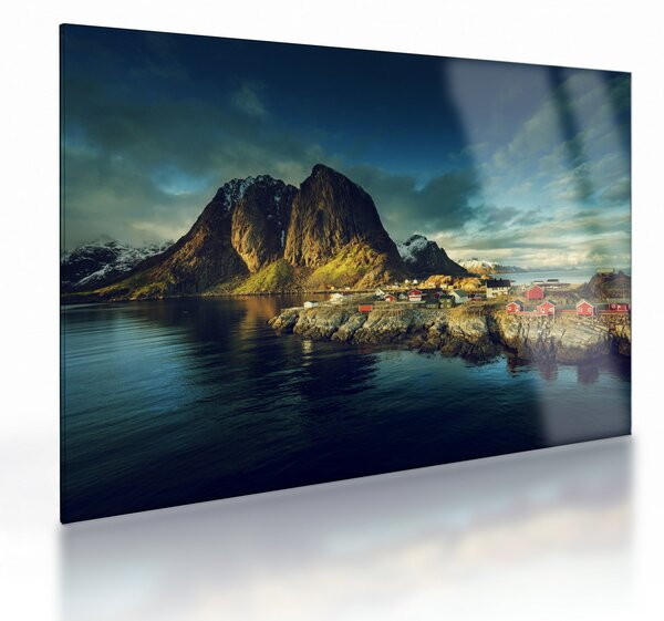 Tablou pe sticlă cu sat de pescari din Norvegia (70x50 cm)