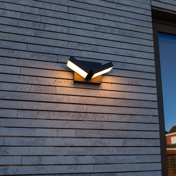 LUTEC Lampă de perete exterioară cu LED TWISTO, gri închis, lățime 15 cm, IP65, Gri, Aluminiu, Modern