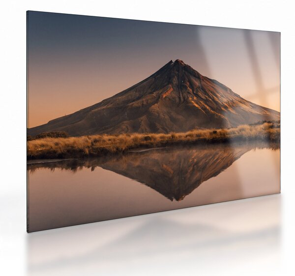 Tablou pe sticlă oglindirea muntelui Taranaki, Noua Zeelanda (70x50 cm)