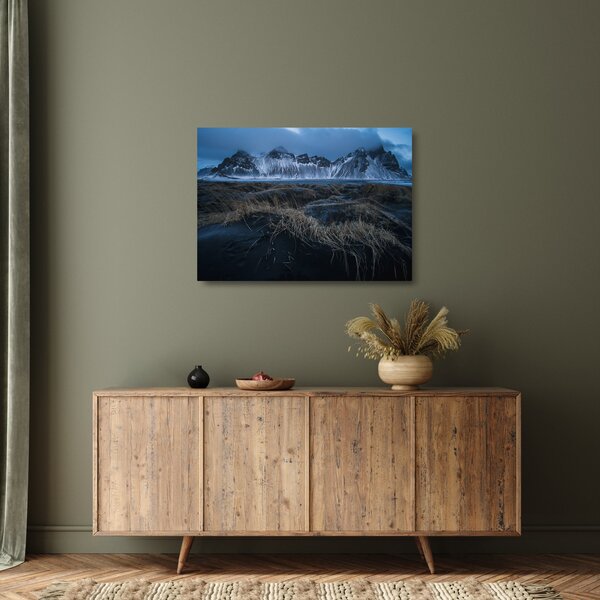 Tablou pe sticlă cu priveliște spre vărfurile Islanda (70x50 cm)