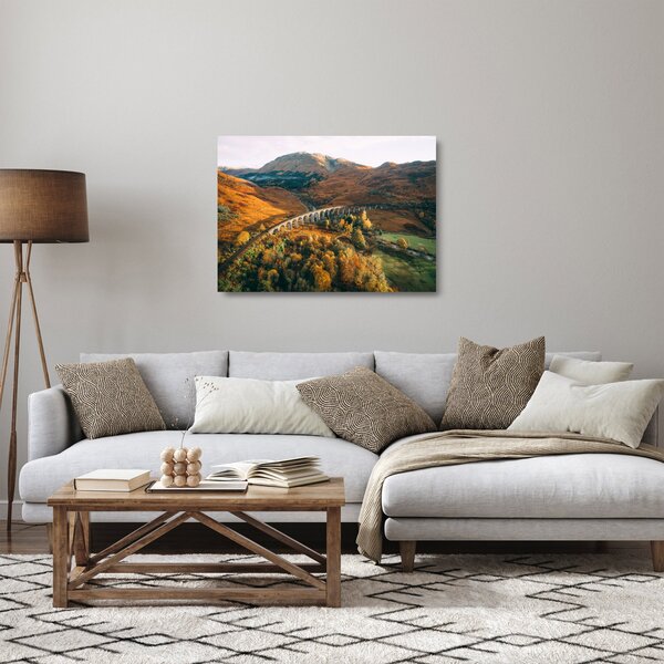 Tablou pe sticlă cu pod în valea din Scoția (70x50 cm)