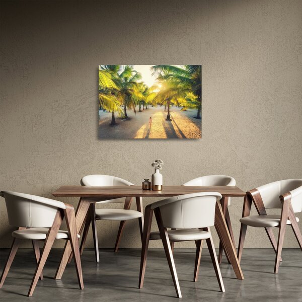 Tablou pe sticlă - Femeie între palmieri (70x50 cm)