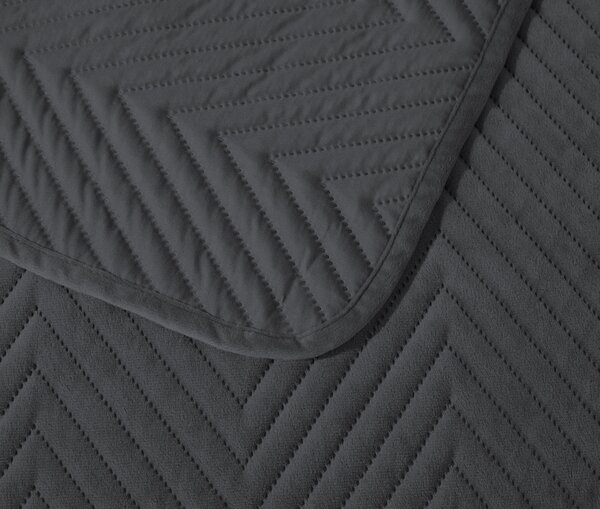 Cuvertura de pat din catifea gri inchis ARROW VELVET Dimensiuni: 170 x 210 cm