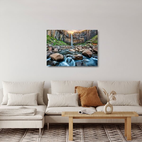 Tablou pe sticlă - Cascada Svartifoss, Islanda (70x50 cm)