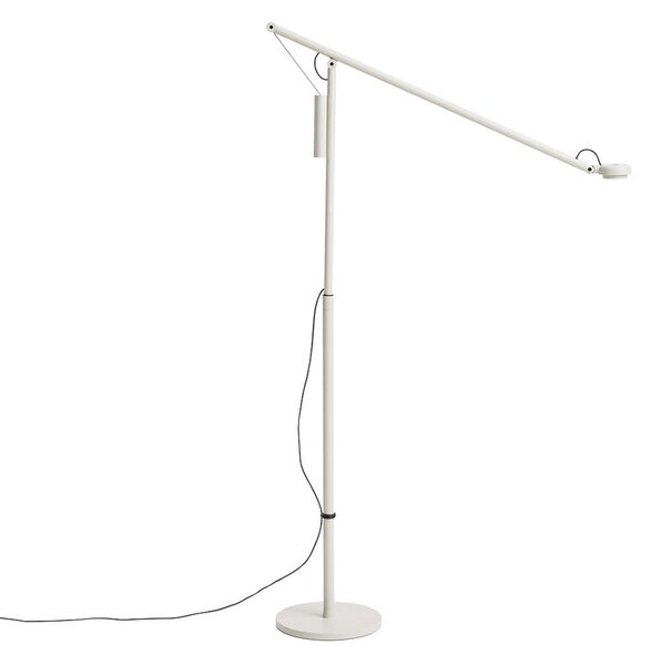 HAY Lampadar LED Fifty-Fifty, gri, înălțime 135 cm, dimabil., reglabil, Gri, Camera de zi / sufragerie, Aluminiu, Design