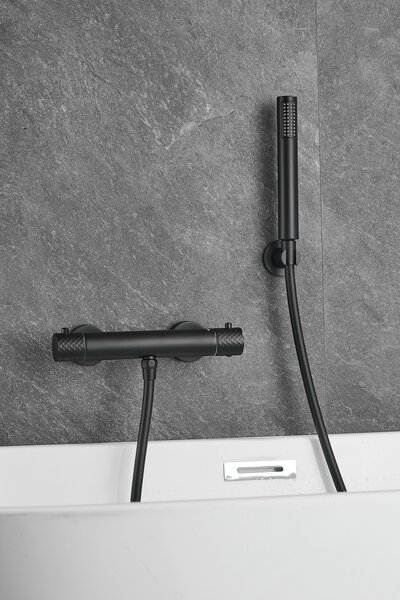 Gamma Gamma, baterie termostatică de duș cu montare pe perete și set de duș manual, negru mat, GMA-BRYPNT-BK