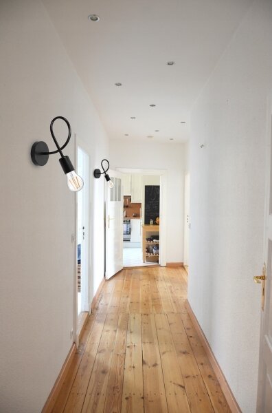 Lampă de perete 1xE27/20W/230V neagră