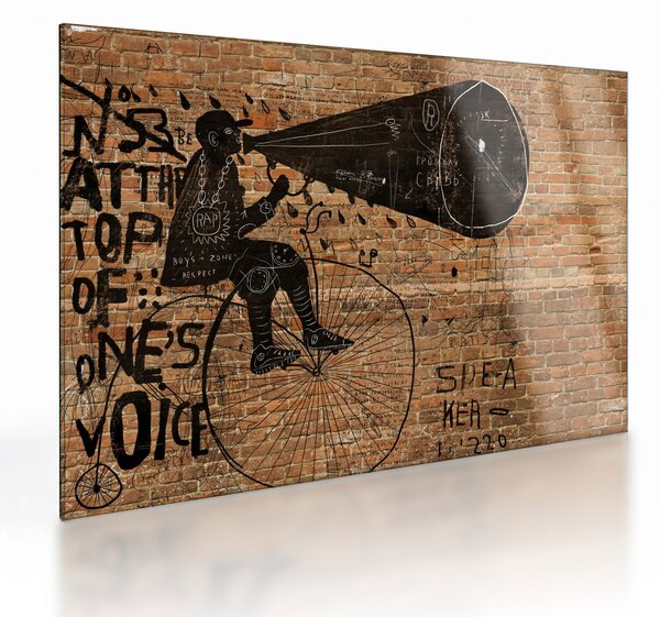 Tablou pe sticlă - Barbat cu biciclete stil Bansky (70x50 cm)