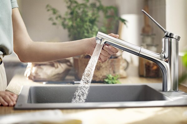 Hansgrohe Zesis M33 baterie bucătărie pe picior crom 74820000