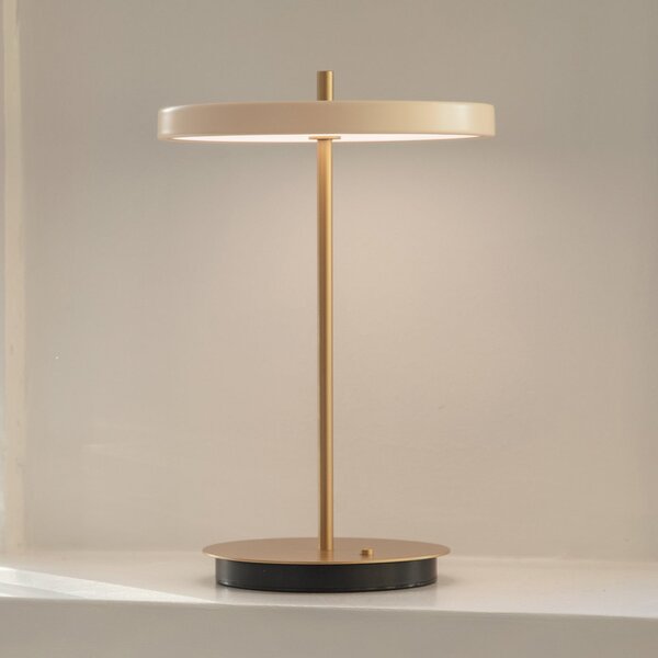 UMAGE Lampă de masă LED reîncărcabilă Asteria Move alb perlat/zahăr 31cm, reglabil, Auriu / Alamă, Camera de zi / sufragerie, Metal, Design