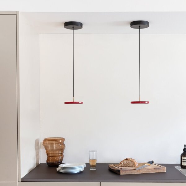 UMAGE Asteria MicroV2 lampă susp. dimabil rubiniu, reglabil, Roșu, Camera de zi / sufragerie, Metal, Scandinavă