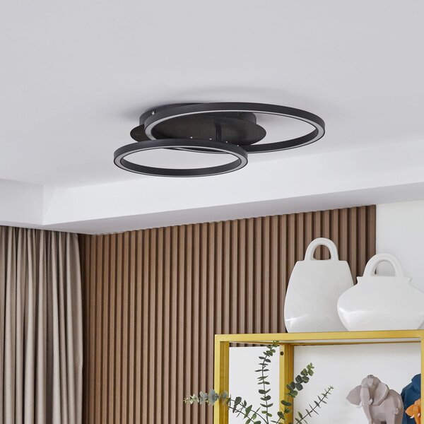 Lucande Plafonieră cu LED Tjado, 62 cm lungime, negru, metal, reglabil, Negru, Camera de zi / sufragerie, Metal, Modern