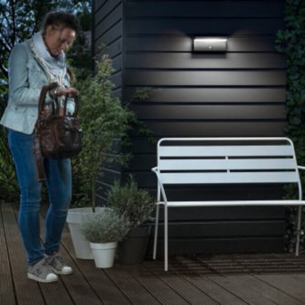 Philips LED lampă pentru exterior Bustan senzor, 4.000 K, Negru, Metal, Perete unghiular