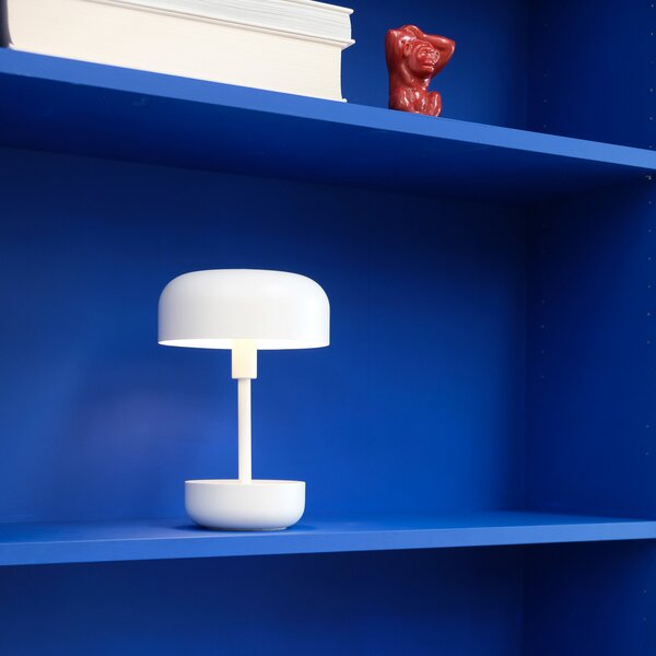 Dyberg Larsen Haipot LED lampă de masă baterie reîncărcabilă alb, reglabil, Alb, Camera de zi / sufragerie, Metal, Modern