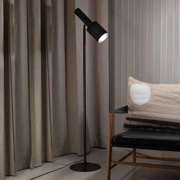 Markslöjd Ozzy lampadar din metal, cap reglabil, Negru, Camera de zi / sufragerie, Metal, Modern, Umbrelă în picioare