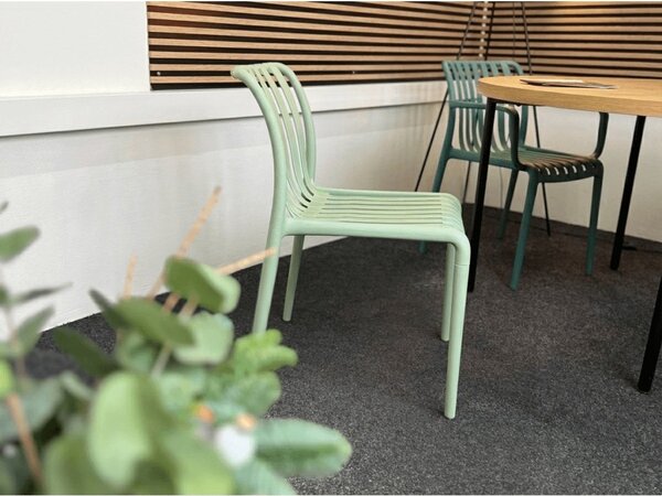 Scaun din plastic TREGO, antracit