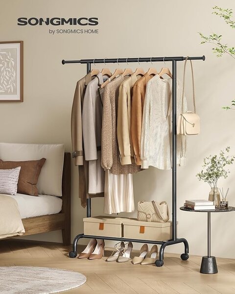 Cuier stander Negru Songmics 126x40x157 cm