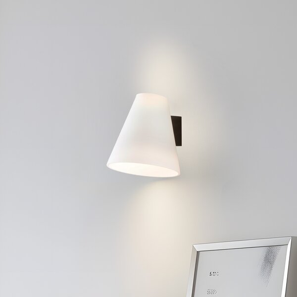 Lucande Aplică de perete Timido, alb/negru, sticlă, înălțime 16,5 cm, reglabil, Alb, Hol, Sticlă